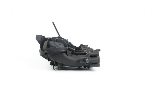 Le moteur est équipé d'un détecteur d'air: 06L133201FB