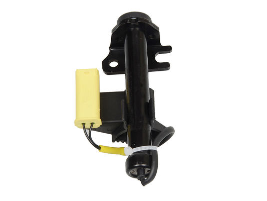 Le capot est de qualité stable, le capot est équipé d'un capot airbag.